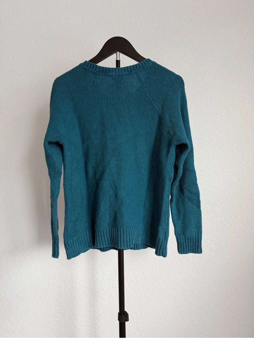 L.L. Bean Teal Cable-Knit Crewneck Sweater - Picture 3 of 6